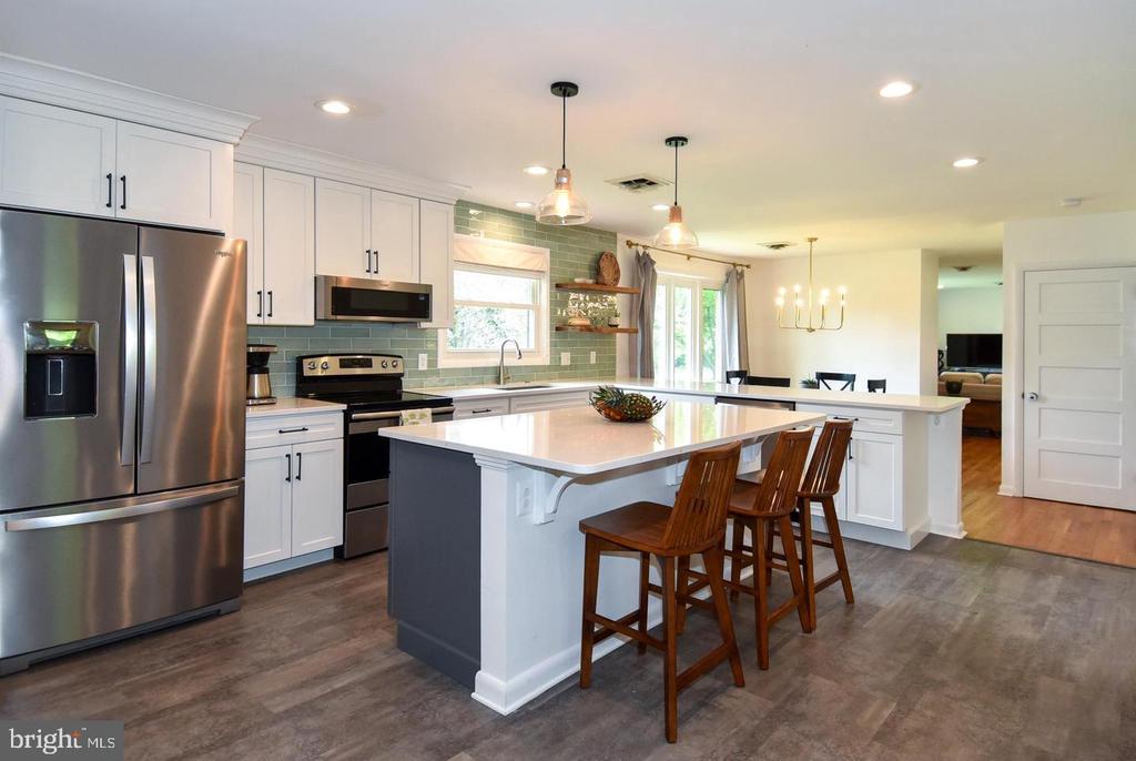 2 CINNAMON FERN ROAD