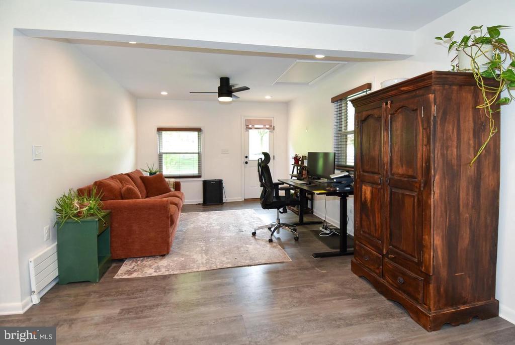 2 CINNAMON FERN ROAD