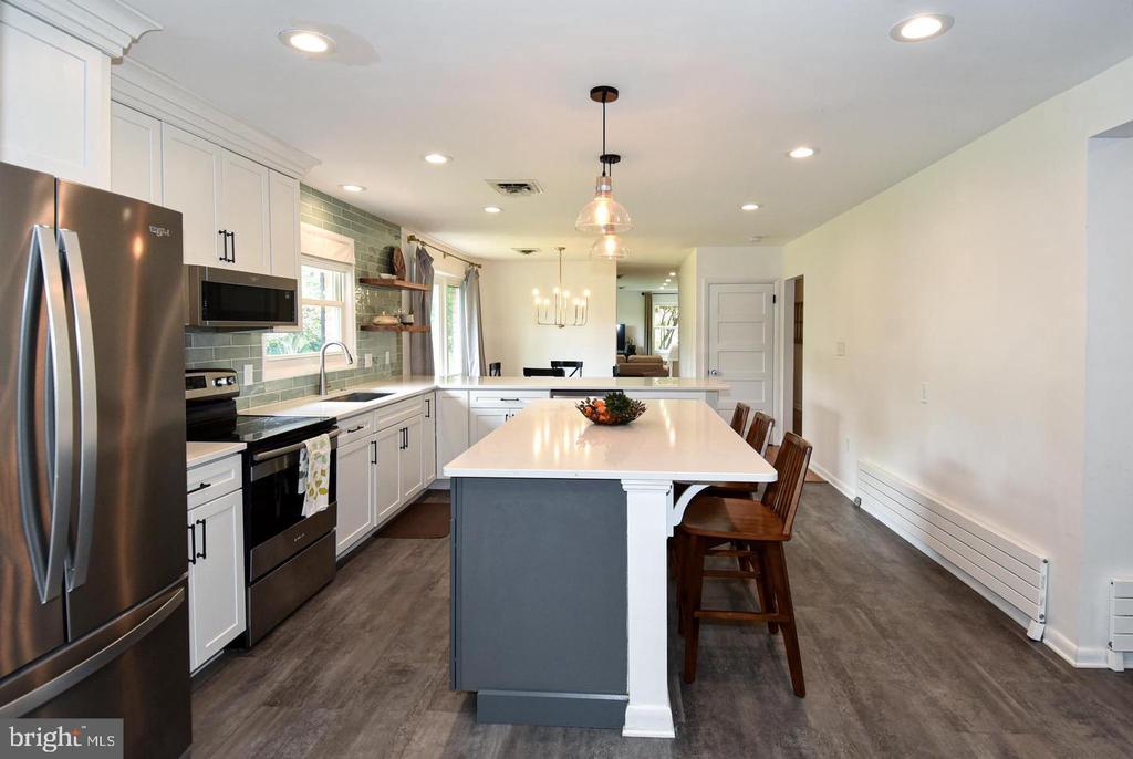 2 CINNAMON FERN ROAD