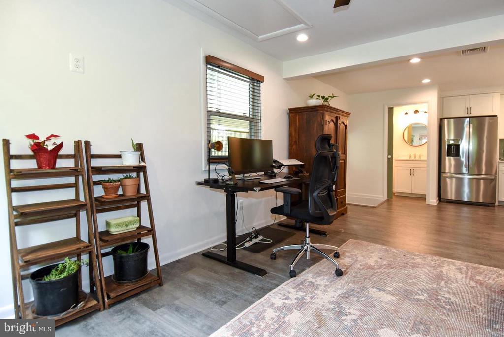 2 CINNAMON FERN ROAD
