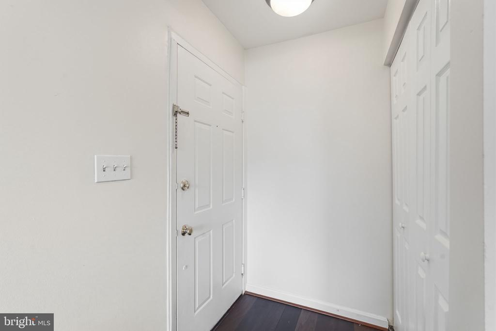 116 WESTWICK COURT Unit: 1