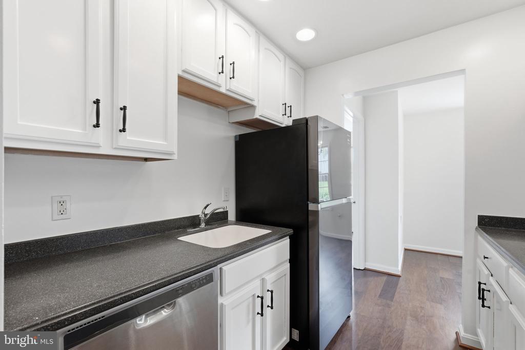 116 WESTWICK COURT Unit: 1