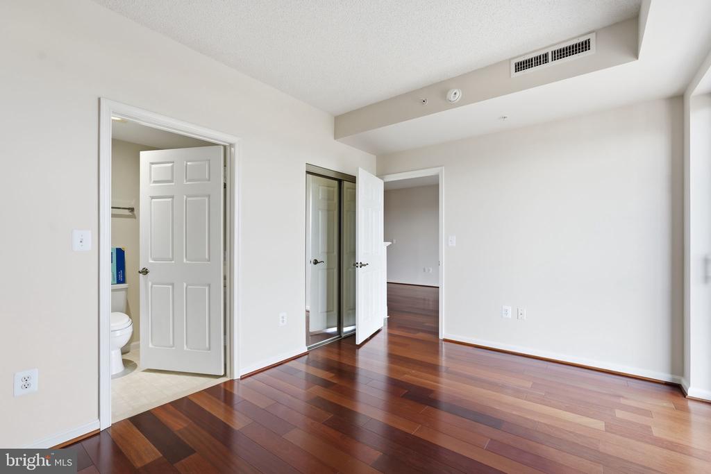 19355 CYPRESS RIDGE TERRACE Unit: 408