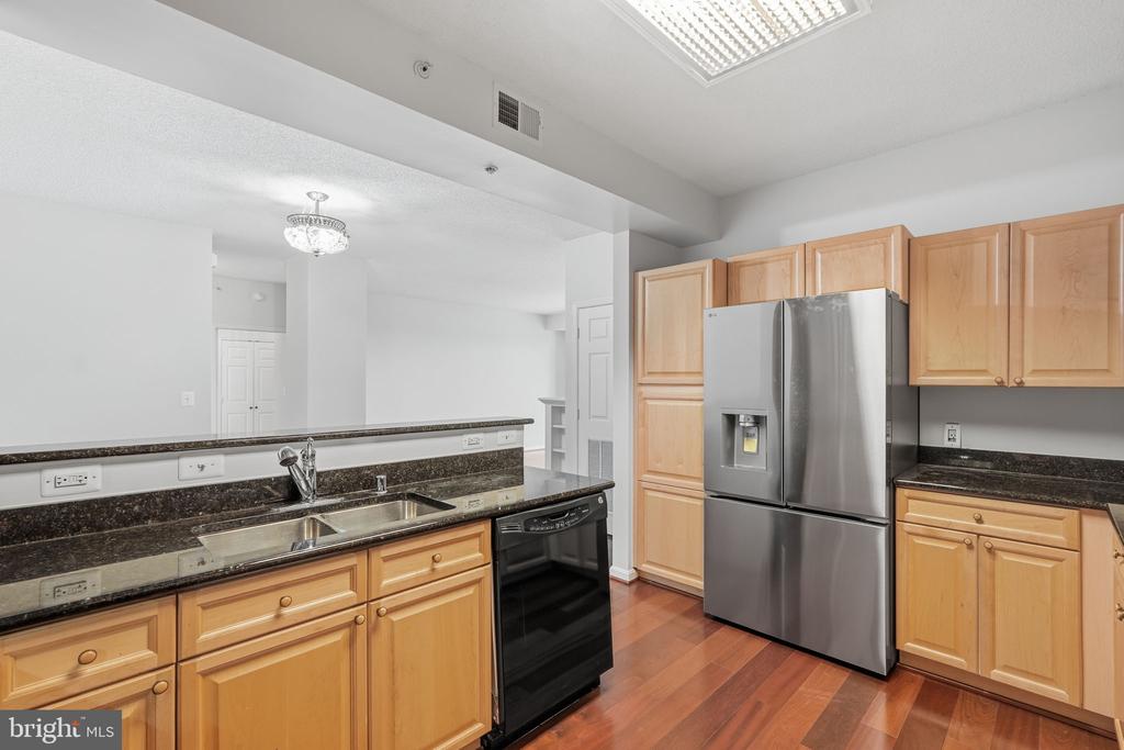 19355 CYPRESS RIDGE TERRACE Unit: 408