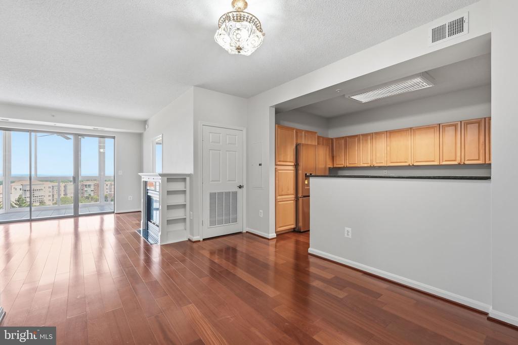 19355 CYPRESS RIDGE TERRACE Unit: 408