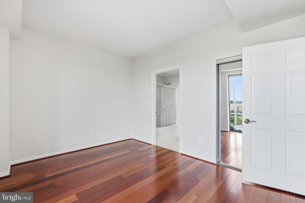 19355 CYPRESS RIDGE TERRACE Unit: 408