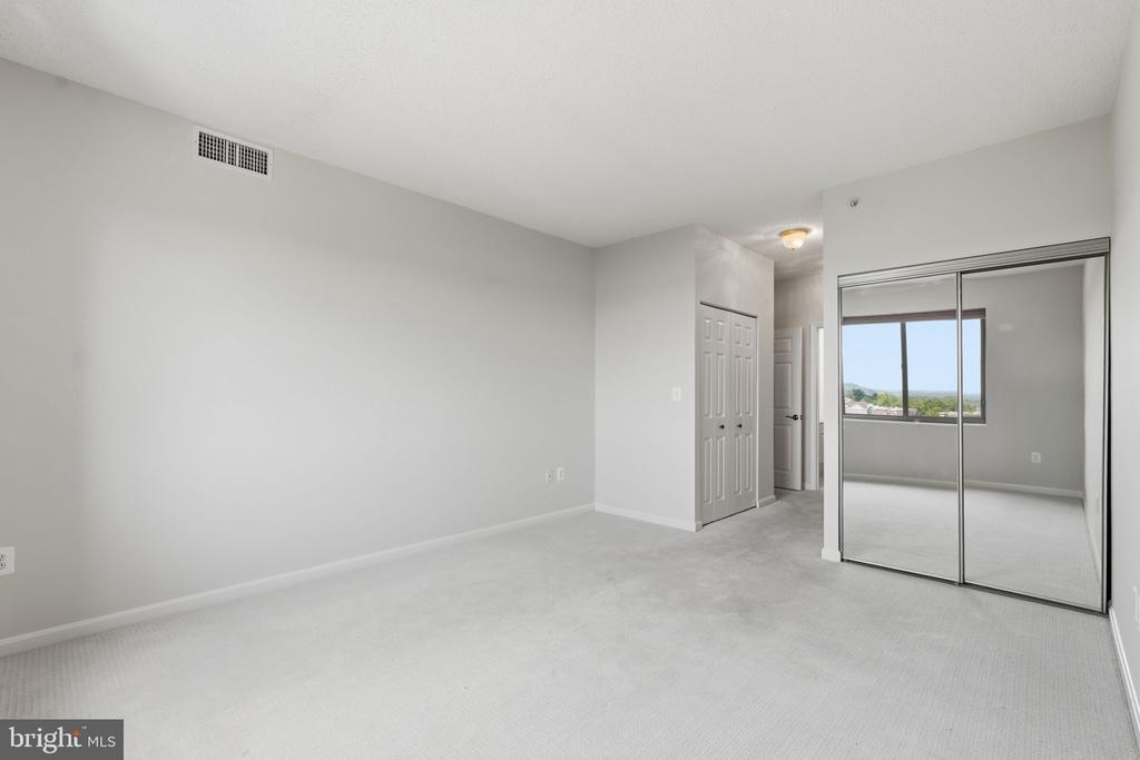 19355 CYPRESS RIDGE TERRACE Unit: 408