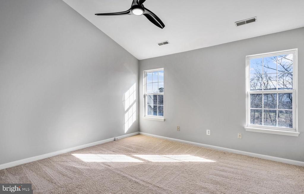 45461 BLUEMONT JUNCTION SQUARE