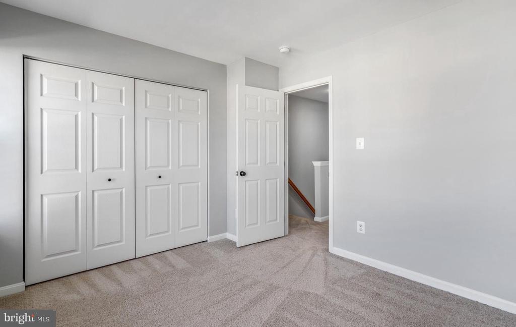 45461 BLUEMONT JUNCTION SQUARE