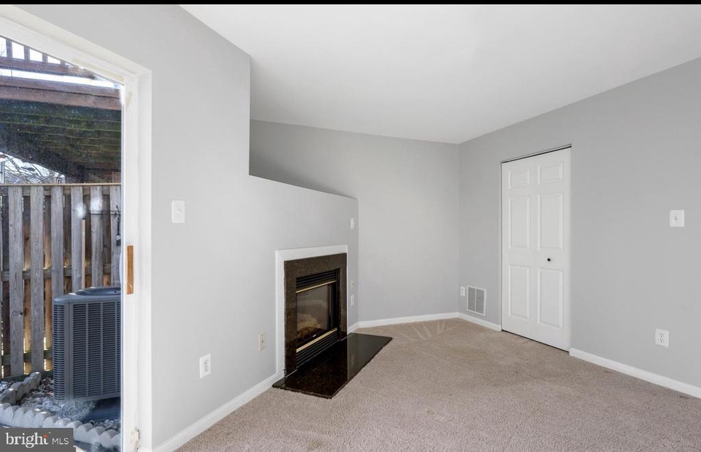 45461 BLUEMONT JUNCTION SQUARE