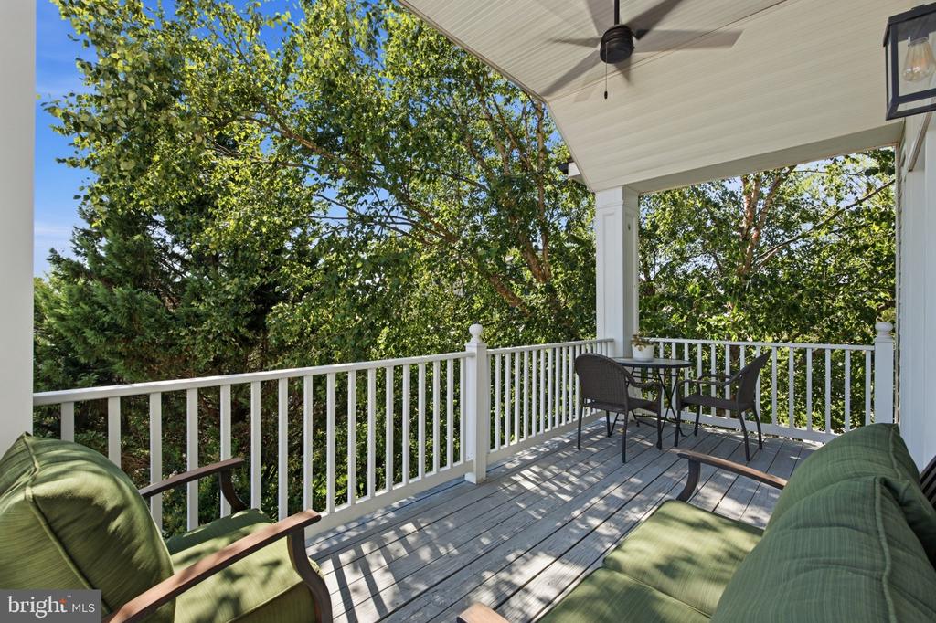 18441 LANIER ISLAND SQUARE