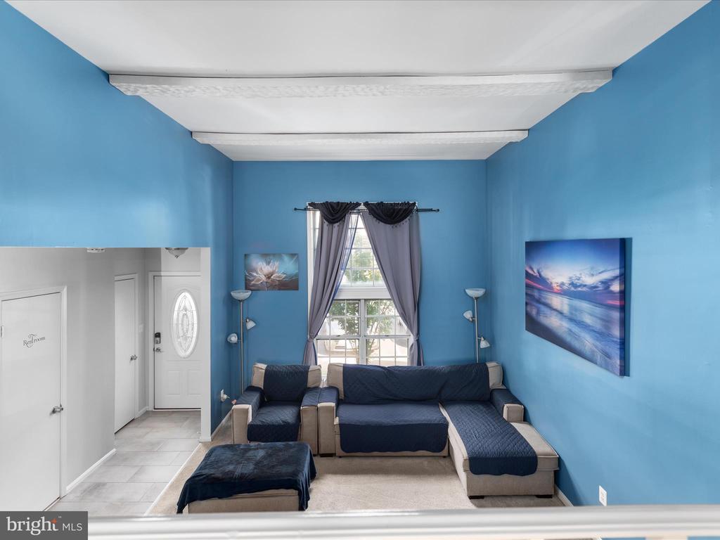 8446 WILLOW GLEN COURT