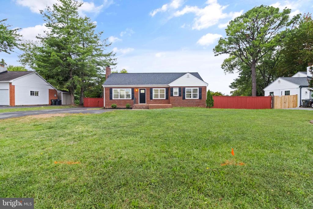 8906 SUDLEY ROAD