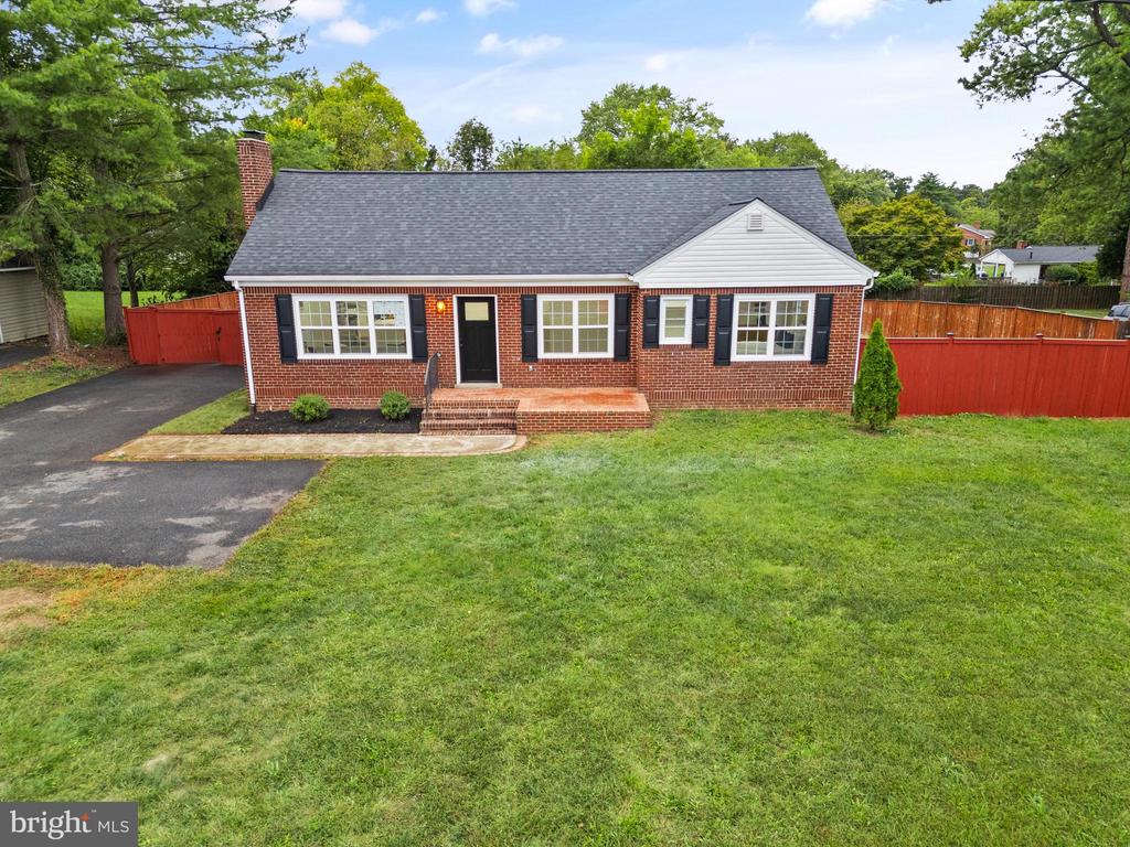 8906 SUDLEY ROAD