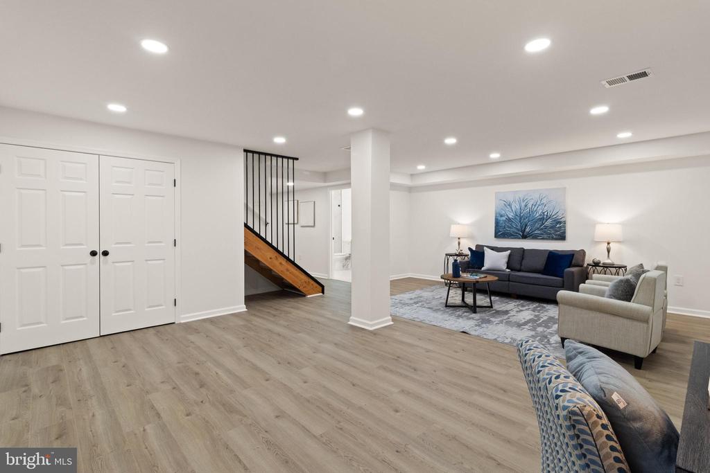 8906 SUDLEY ROAD