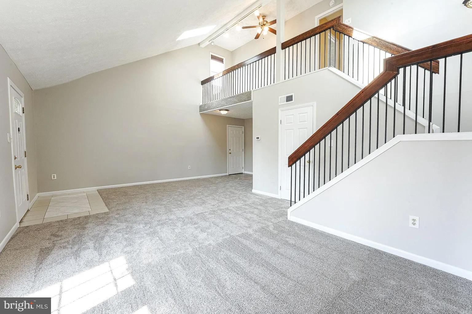 9210 EASTON COURT
