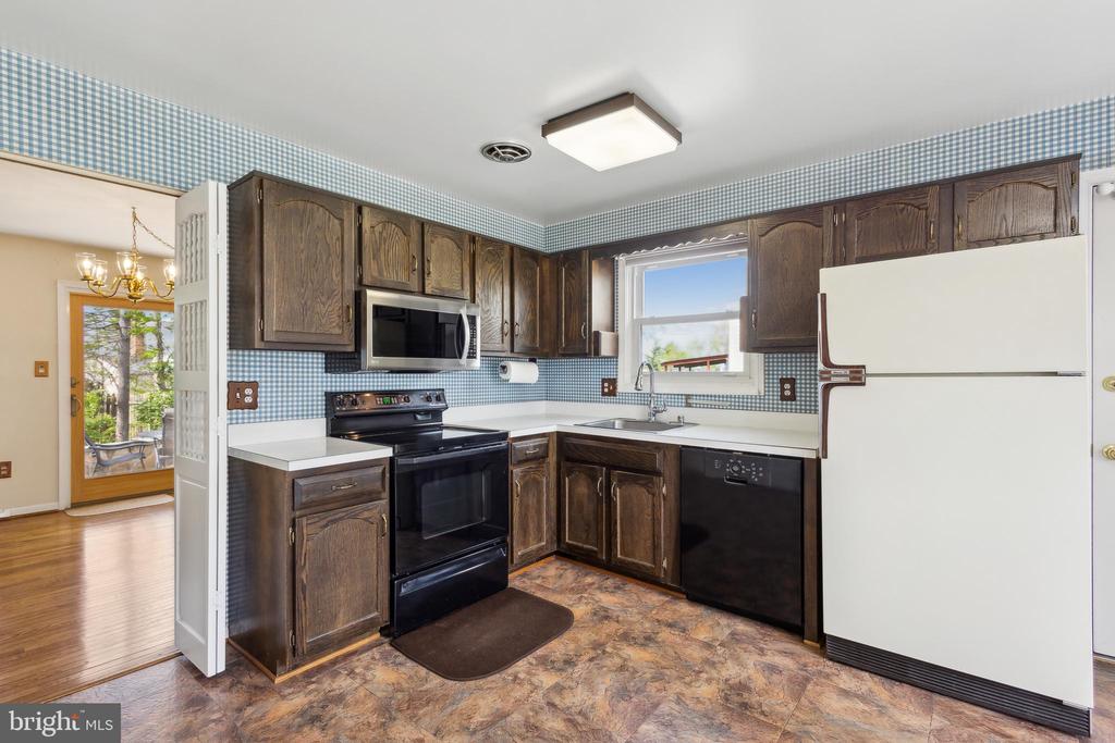 9216 TIMBERWOOD COURT