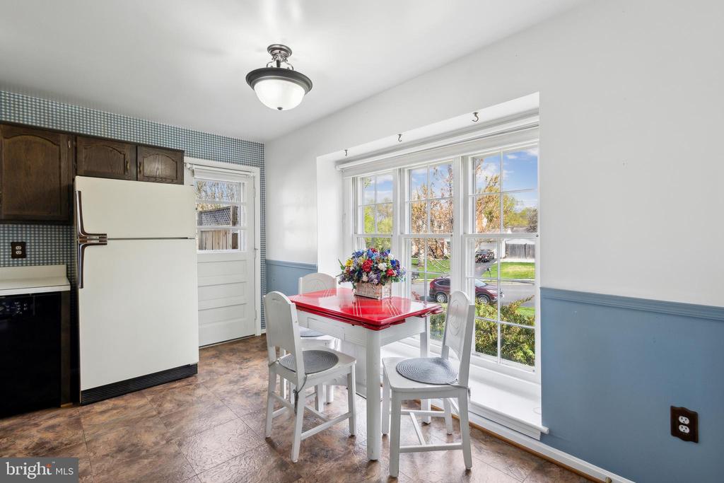 9216 TIMBERWOOD COURT