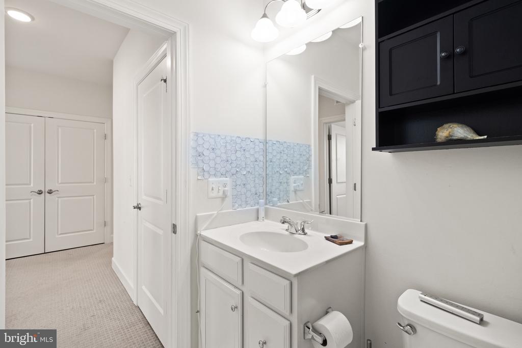 10424 RATCLIFFE TRAIL