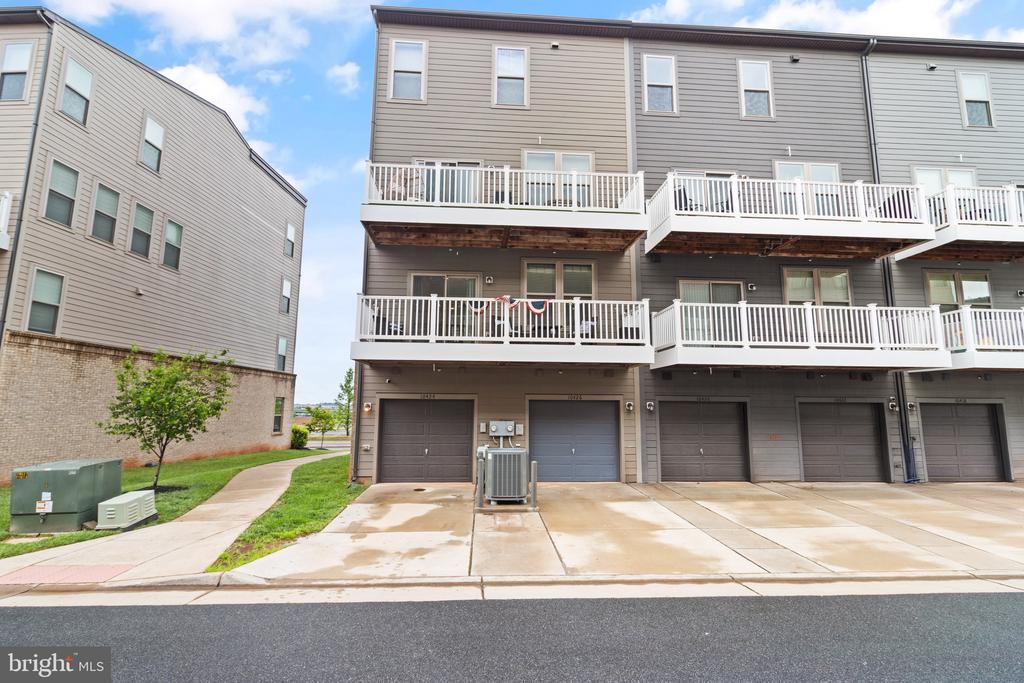 10424 RATCLIFFE TRAIL