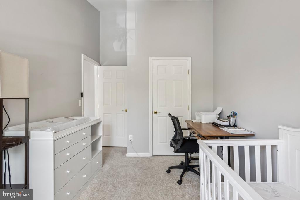 9440 TEABERRY COURT