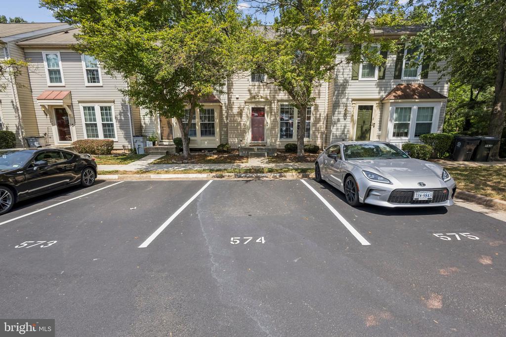 9440 TEABERRY COURT