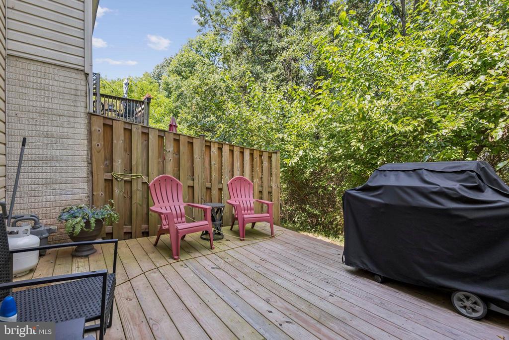 9440 TEABERRY COURT