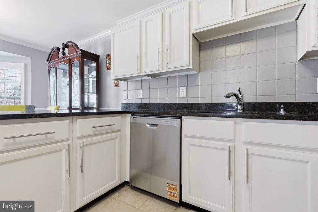 9332 WAX MYRTLE WAY