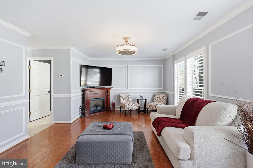 9332 WAX MYRTLE WAY
