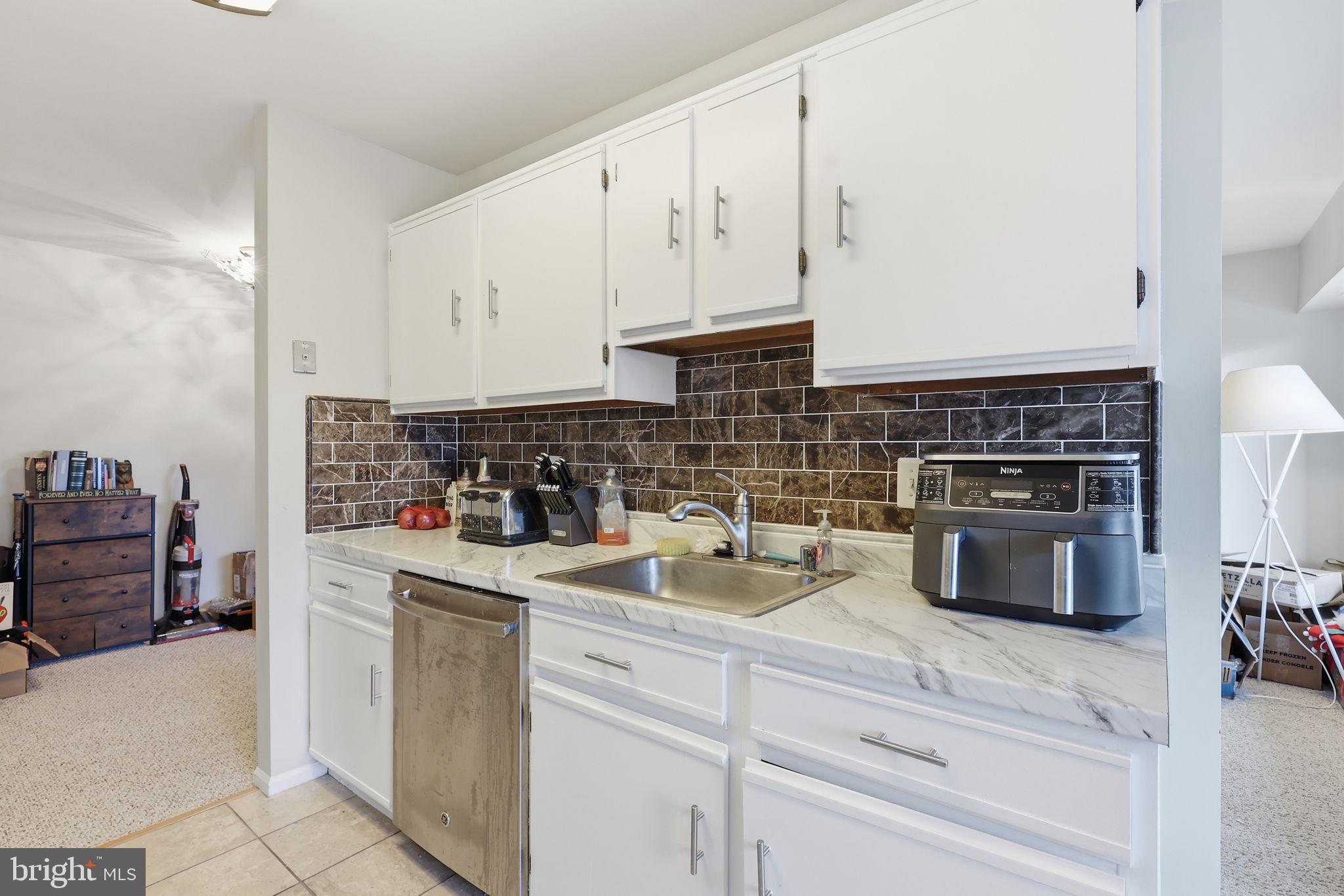 9569 COGGS BILL DRIVE 301