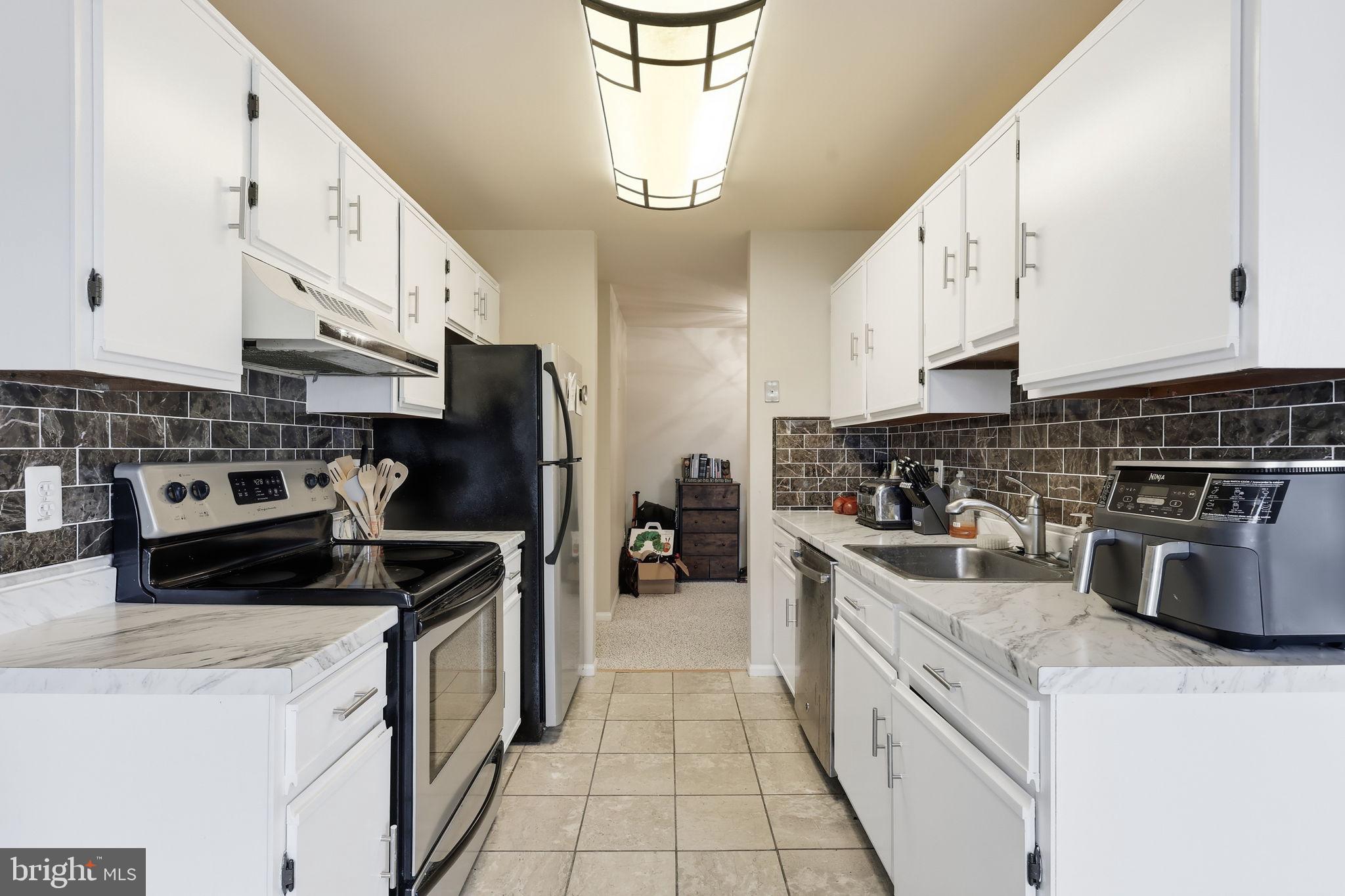 9569 COGGS BILL DRIVE 301
