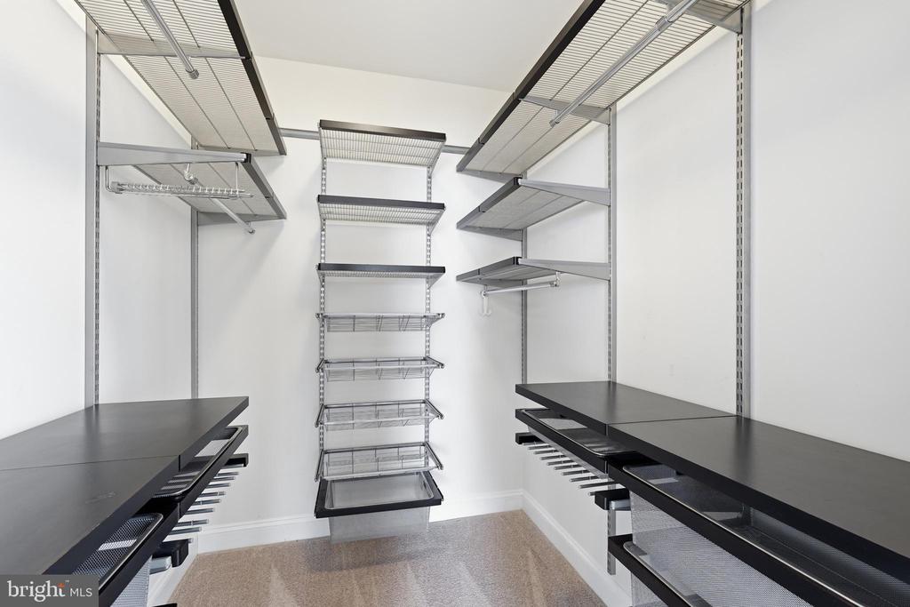 9202 CHARLESTON DRIVE Unit: 402