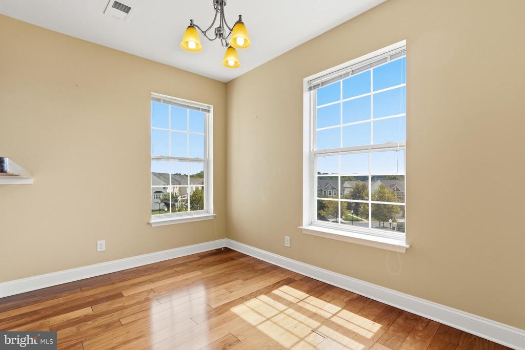 9202 CHARLESTON DRIVE Unit: 402