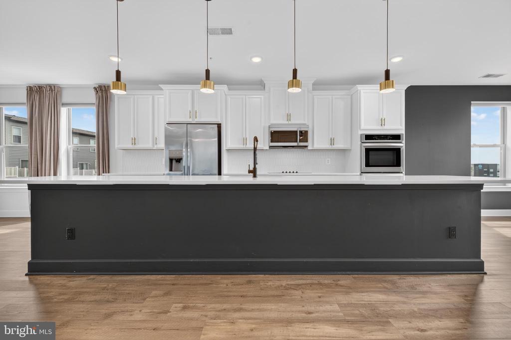10426 RATCLIFFE TRAIL