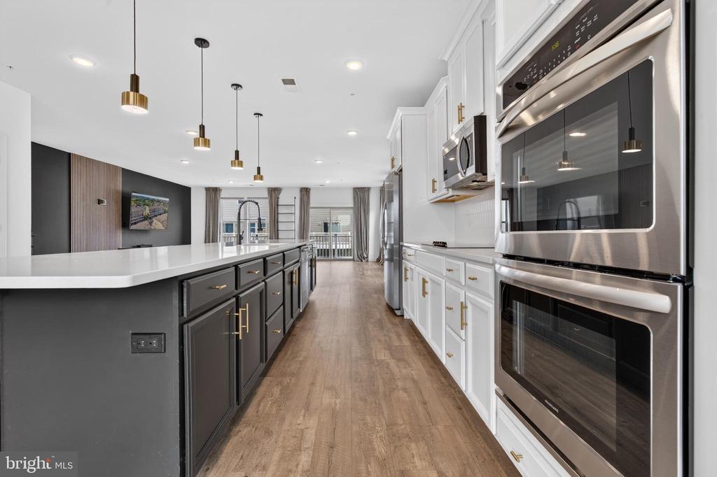 10426 RATCLIFFE TRAIL