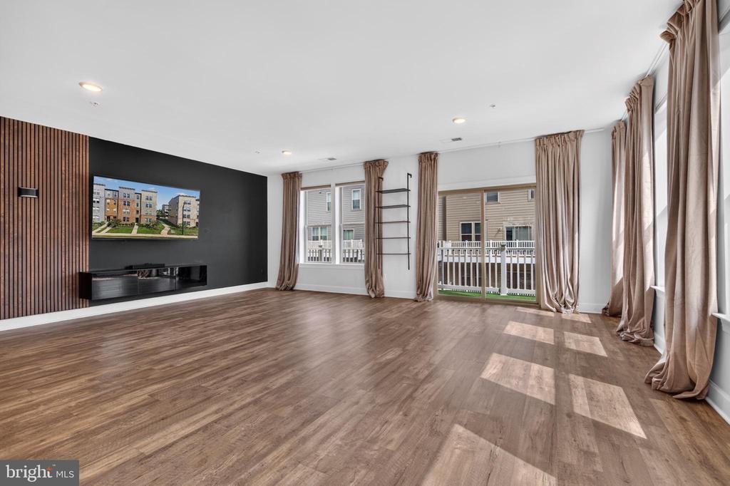 10426 RATCLIFFE TRAIL