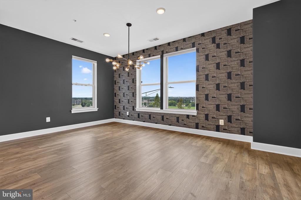 10426 RATCLIFFE TRAIL