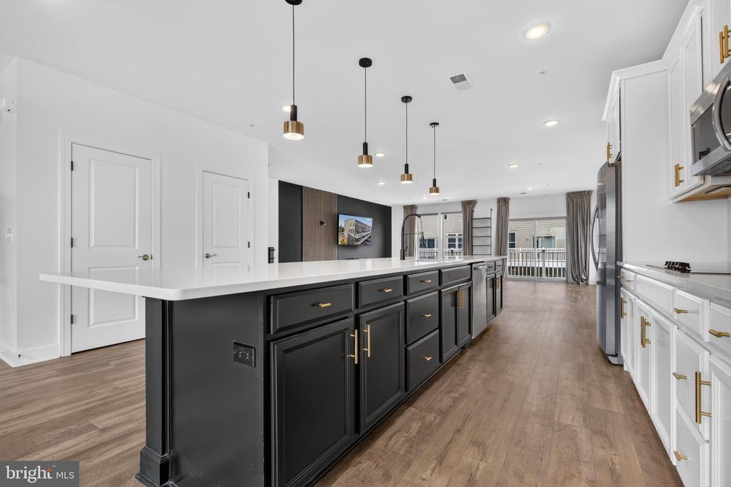 10426 RATCLIFFE TRAIL