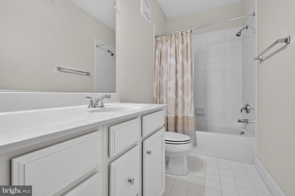 10426 RATCLIFFE TRAIL