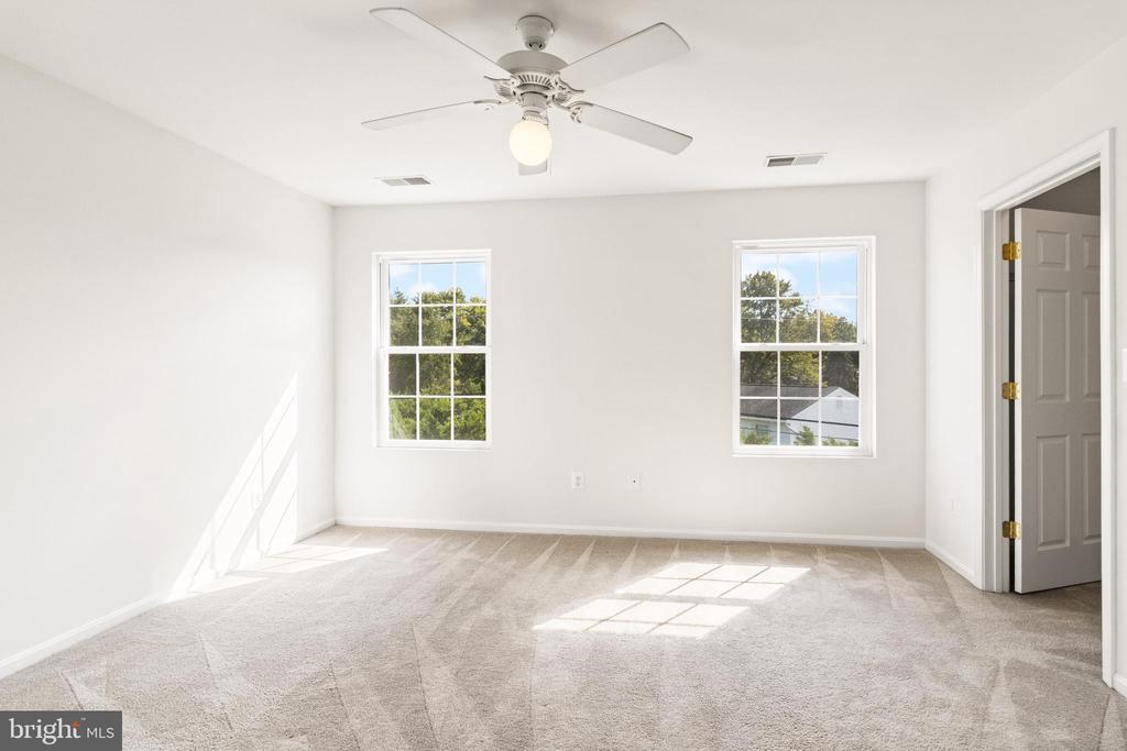 293 KIRBY STREET