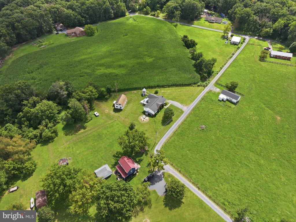 204 HILLIARDS DRIVE