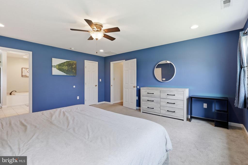 204 HILLIARDS DRIVE