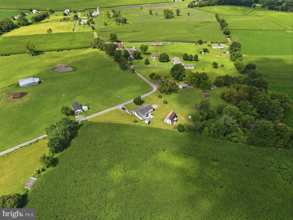204 HILLIARDS DRIVE