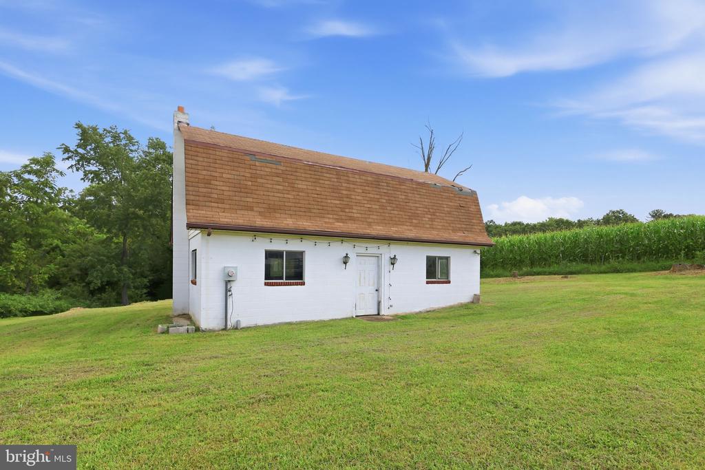 204 HILLIARDS DRIVE
