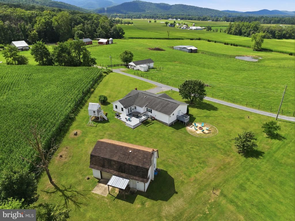 204 HILLIARDS DRIVE