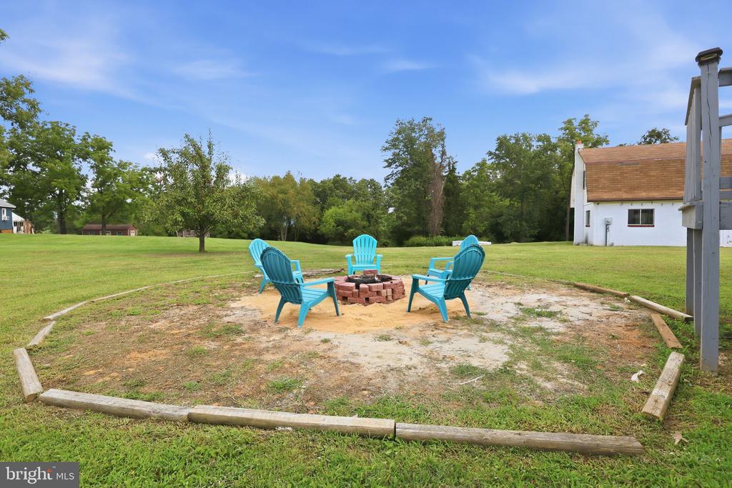 204 HILLIARDS DRIVE