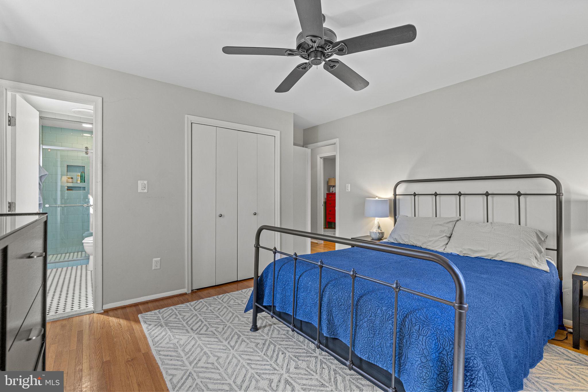 10101 ROSLYN COURT