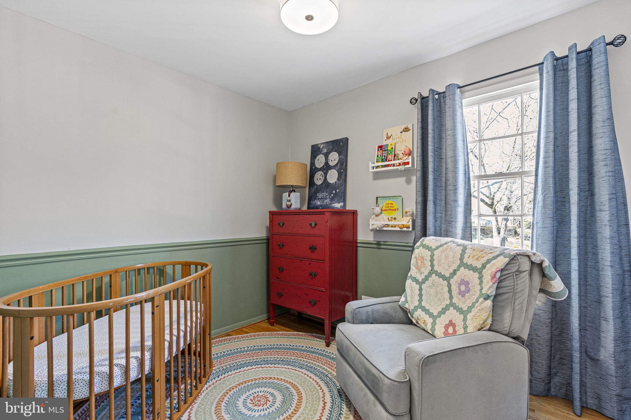 10101 ROSLYN COURT