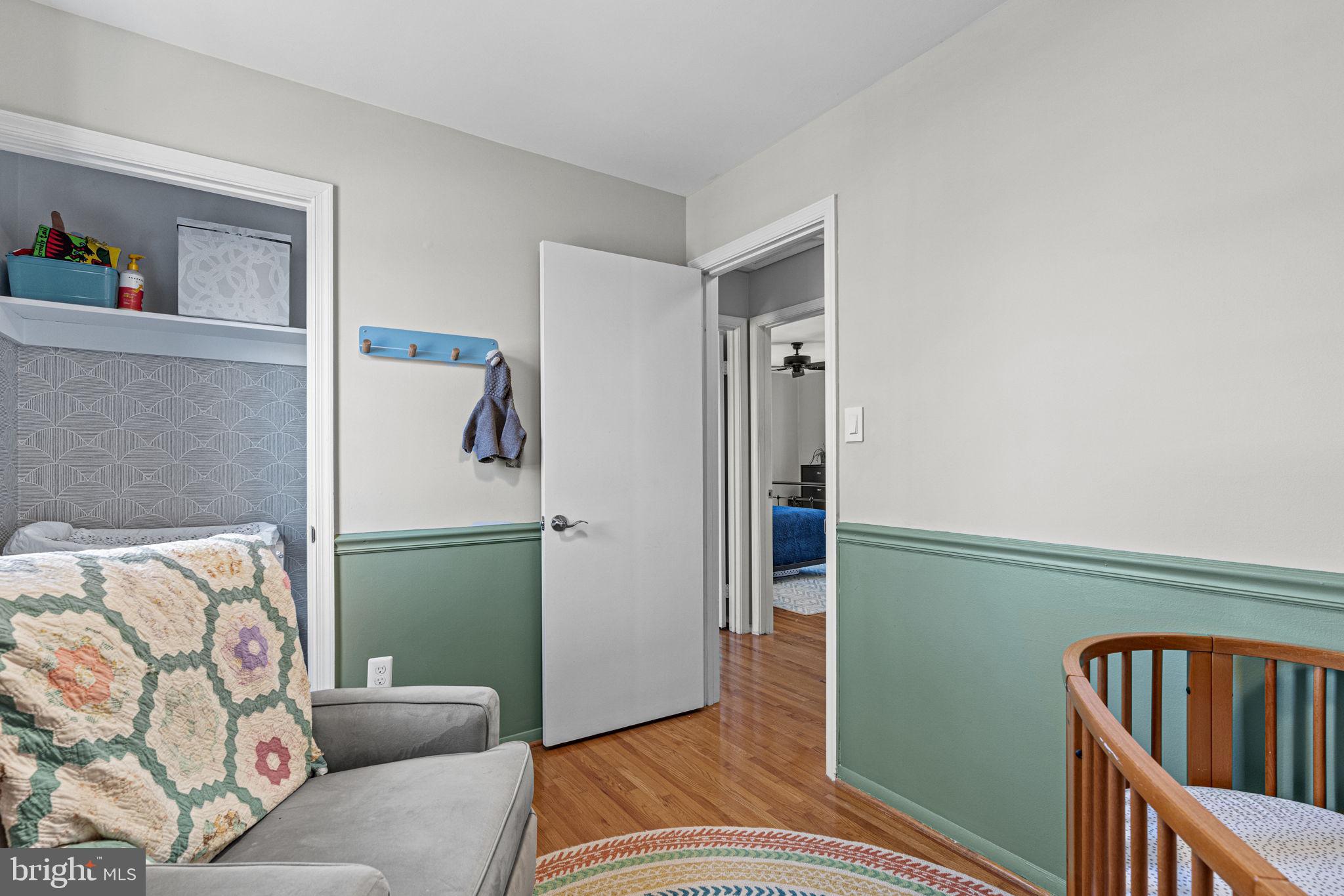 10101 ROSLYN COURT