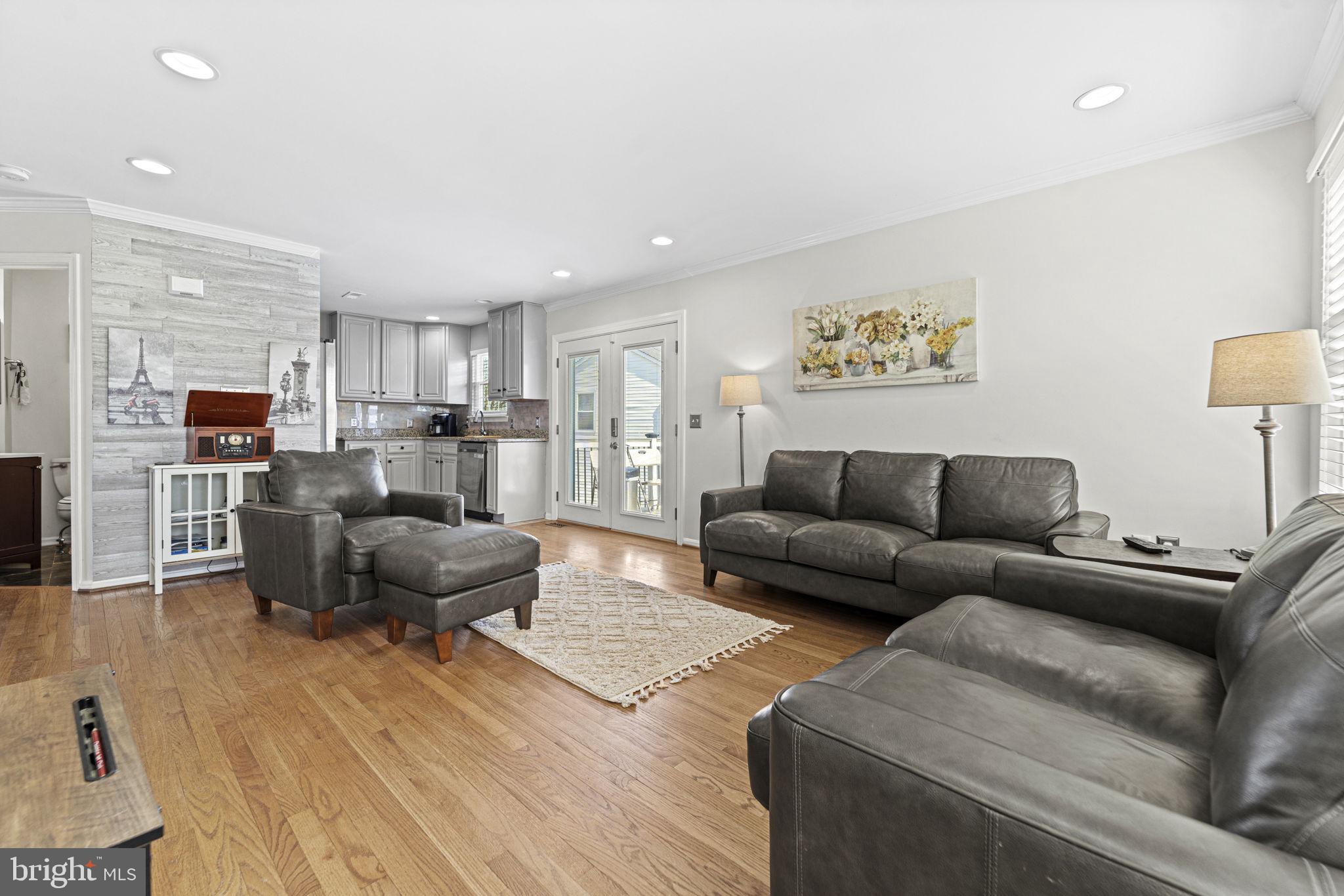 13921 RUTGERS COURT